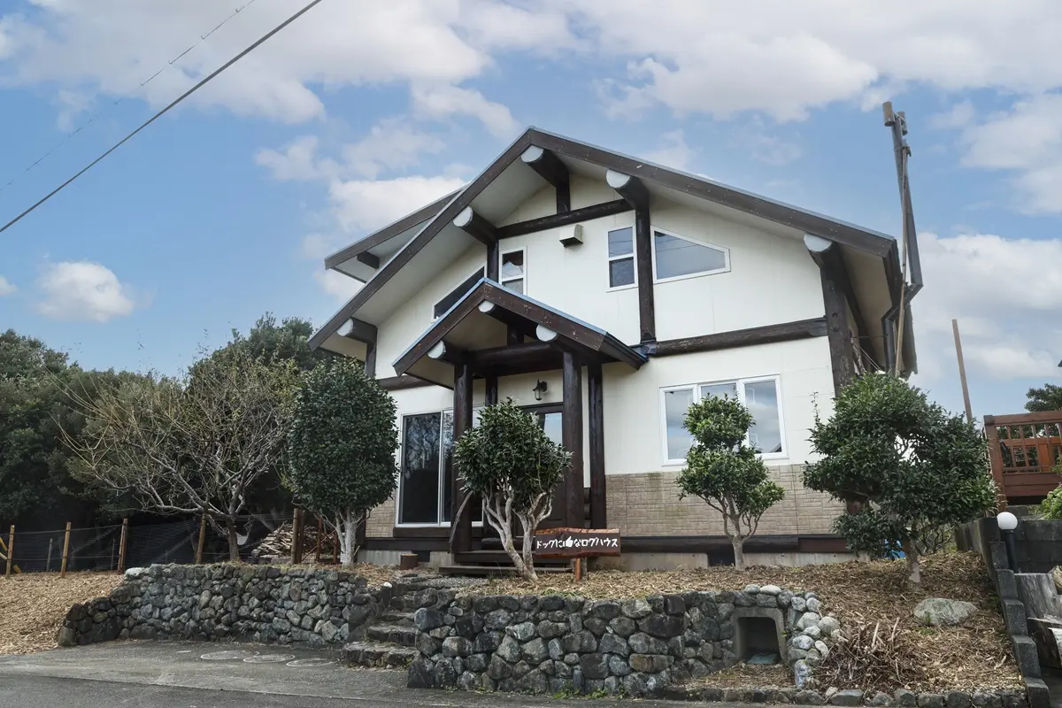 ドッグにグッドなログハウス鳥羽