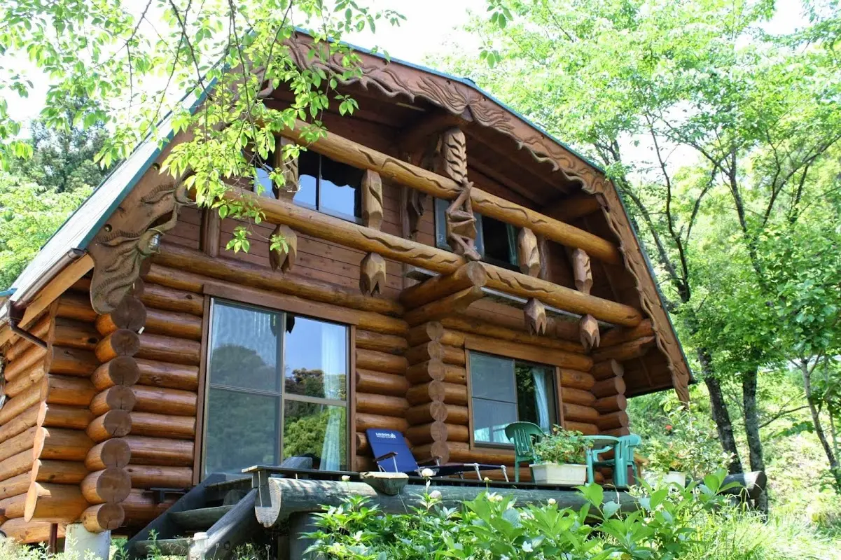 ペンションししくい